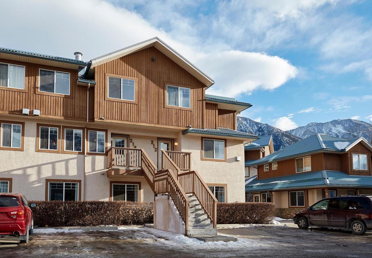 Mountain Gate - Pet Friendly 2br W Mountain Views And Open Hot Tub Holiday home *